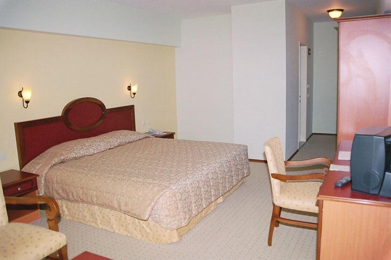Kayhanbey Hotel Kuşadası Ngoại thất bức ảnh