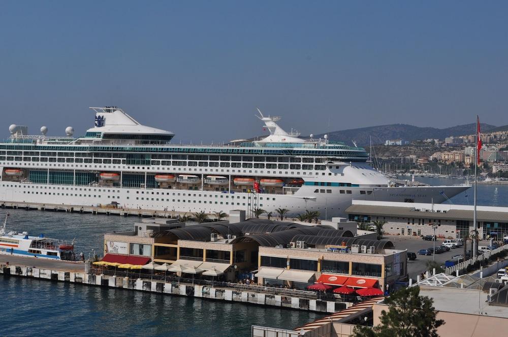 Kayhanbey Hotel Kuşadası Ngoại thất bức ảnh
