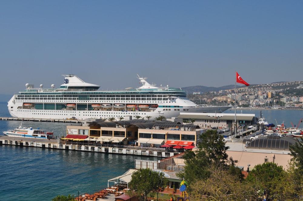 Kayhanbey Hotel Kuşadası Ngoại thất bức ảnh