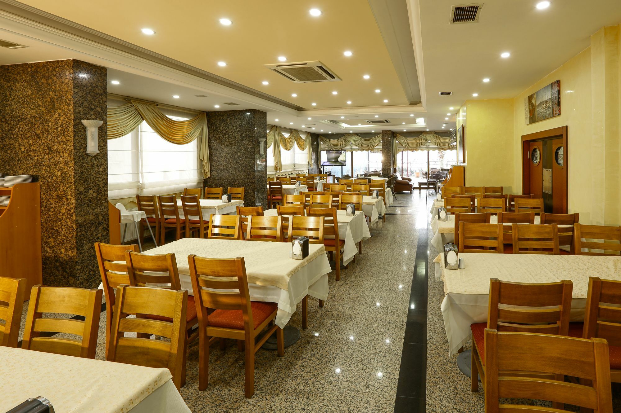 Kayhanbey Hotel Kuşadası Ngoại thất bức ảnh